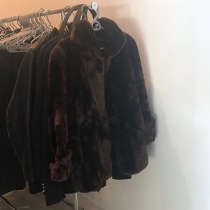 Very warm glamorous beaver fur coat!